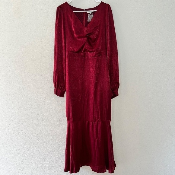 NWT Andree by Unit Long Sleeve Maroon Maxi Dress women's size medium - Picture 2 of 10
